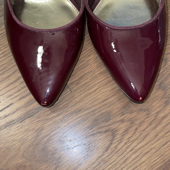 Lauren by Ralph Lauren burgundy heels size 7 - Picture 2 of 4